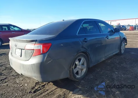2012 Toyota Camry Se z USA, uszkodzony, nr VIN 4T1BF1FK7CU060551